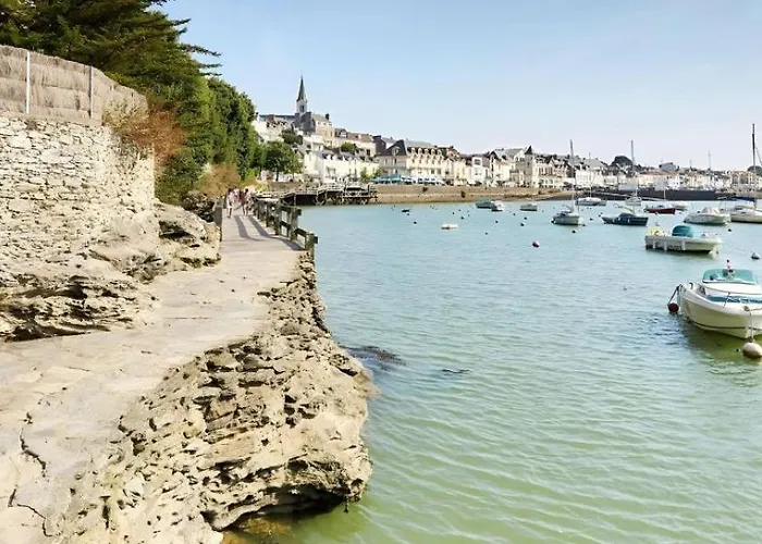 Pied-a-terre Proche Du Centre Et Commodites Apartment Pornic