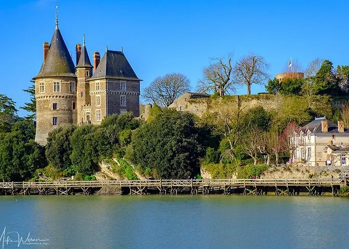 Appartement Pied-à-terre Proche Du Centre Et Commodités